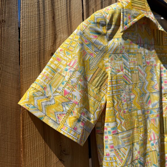 Vintage 70s Bright Yellow Geometric Printed Dagger Collar Button Down Shirt LG - Picture 9 of 12